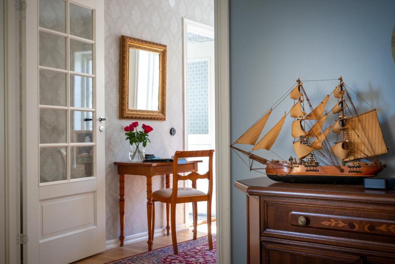 Fregatten Bed & Breakfast Karlskrona Exterior foto
